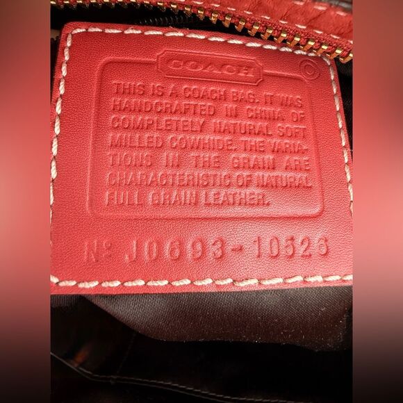 Coach legacy Handbag (model 10526) - Picture 11 of 13